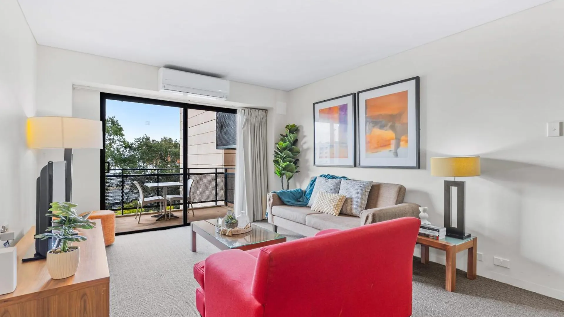 Hay Street Cbd Apartment Close To Swan River Perth